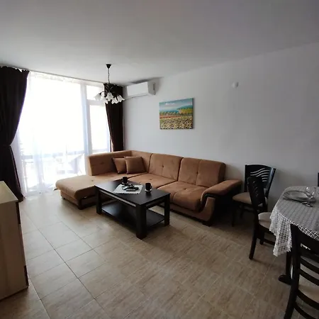Family Apartament Siana 1-bastet Bs Свети-Влас